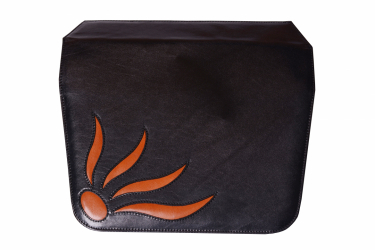 Kabelka s výměnnou klopnou